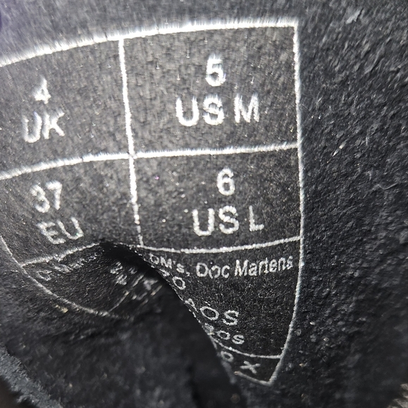 NWOT Dr. MARTENS 1460 Pascal Metallic Splatter Suede Women's size 6 Combat Boots - Picture 2 of 12